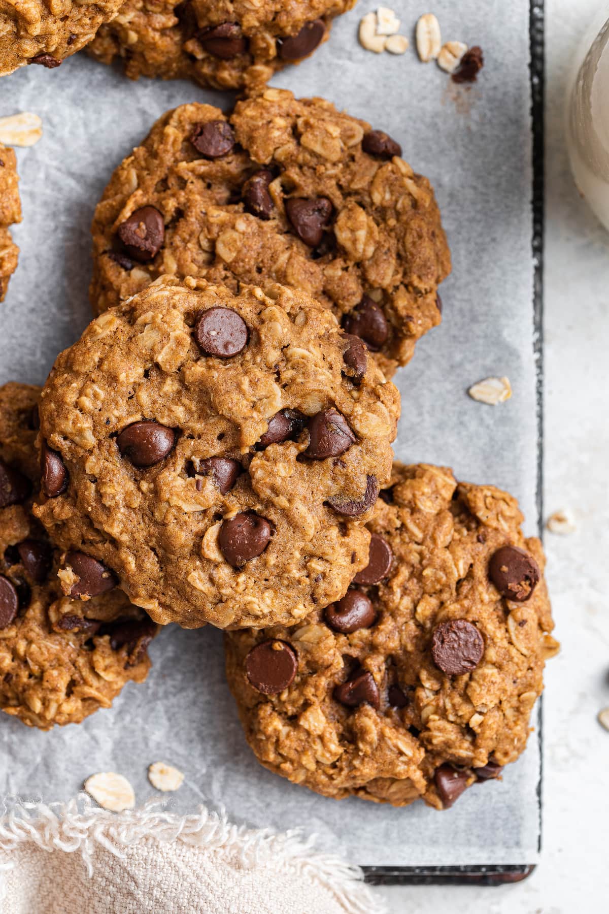 Healthy Oatmeal Chocolate Chip Cookies