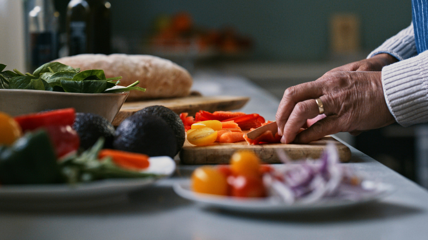 The Healthy Back Kitchen shows people with back pain how to cook with ease : Shots