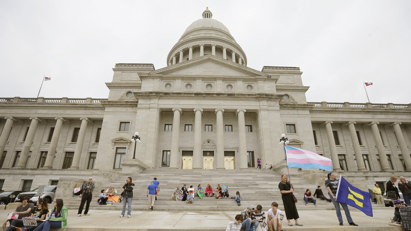 Choose strikes down Arkansas transgender care ban : NPR