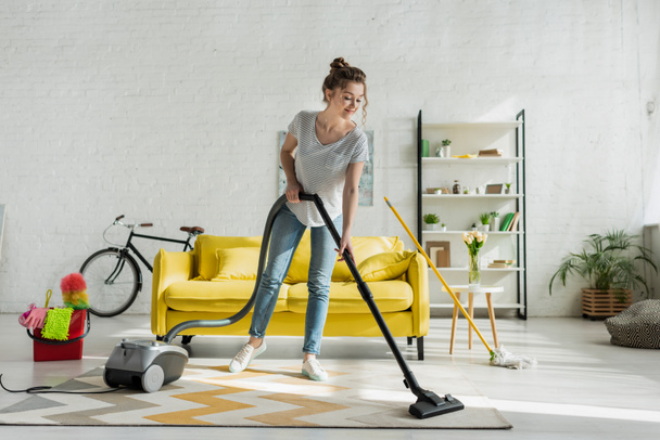 7 Reasons to Invest in Carpet Cleaning Services